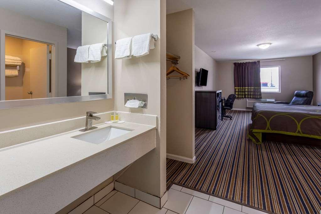 Se Missouri Valley Room photo